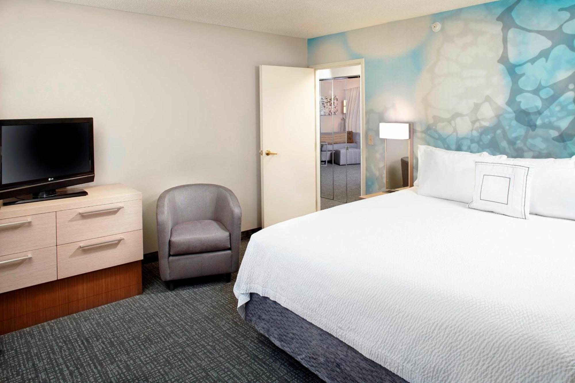 Courtyard By Marriott Lansing Otel Dış mekan fotoğraf