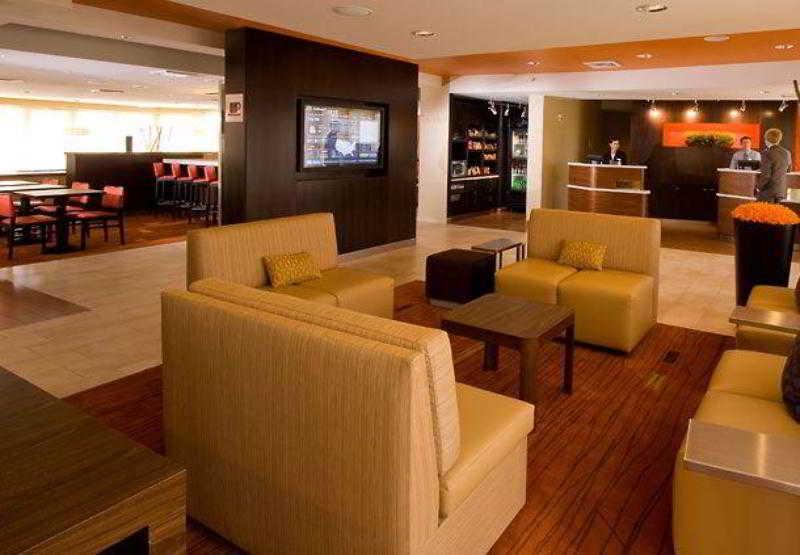 Courtyard By Marriott Lansing Otel Dış mekan fotoğraf