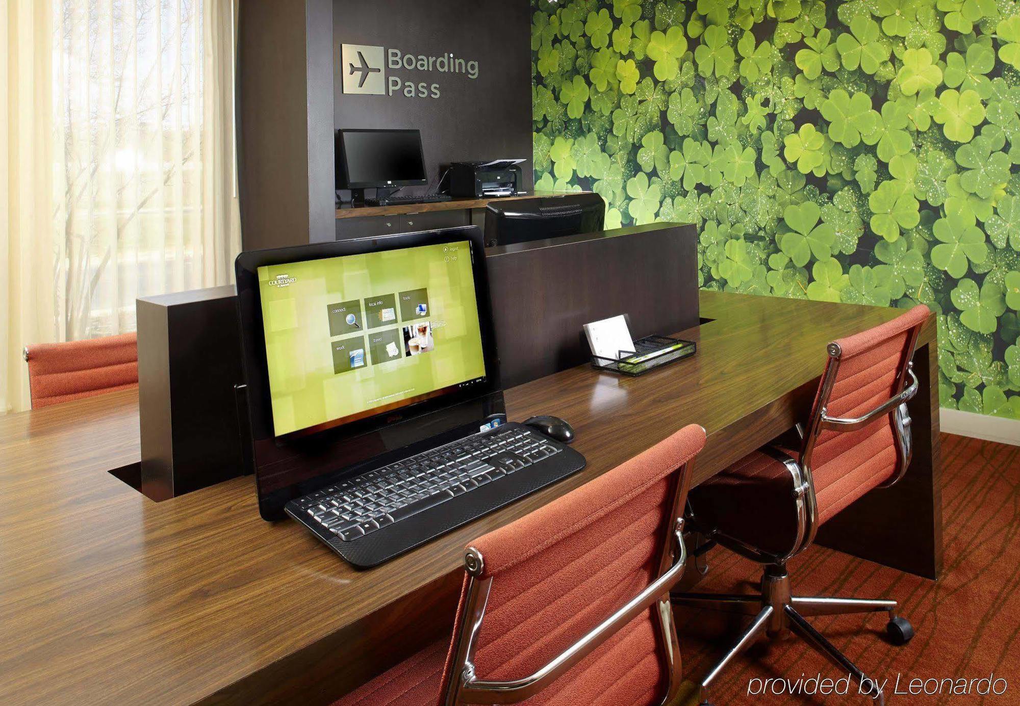 Courtyard By Marriott Lansing Otel Dış mekan fotoğraf